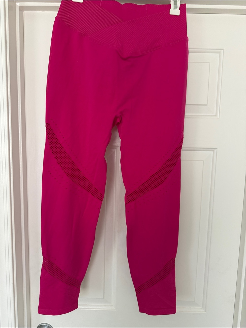 PINK Victoria's Secret New Pink Active Leggings,Mesh Panels,sizeXL,new with tags